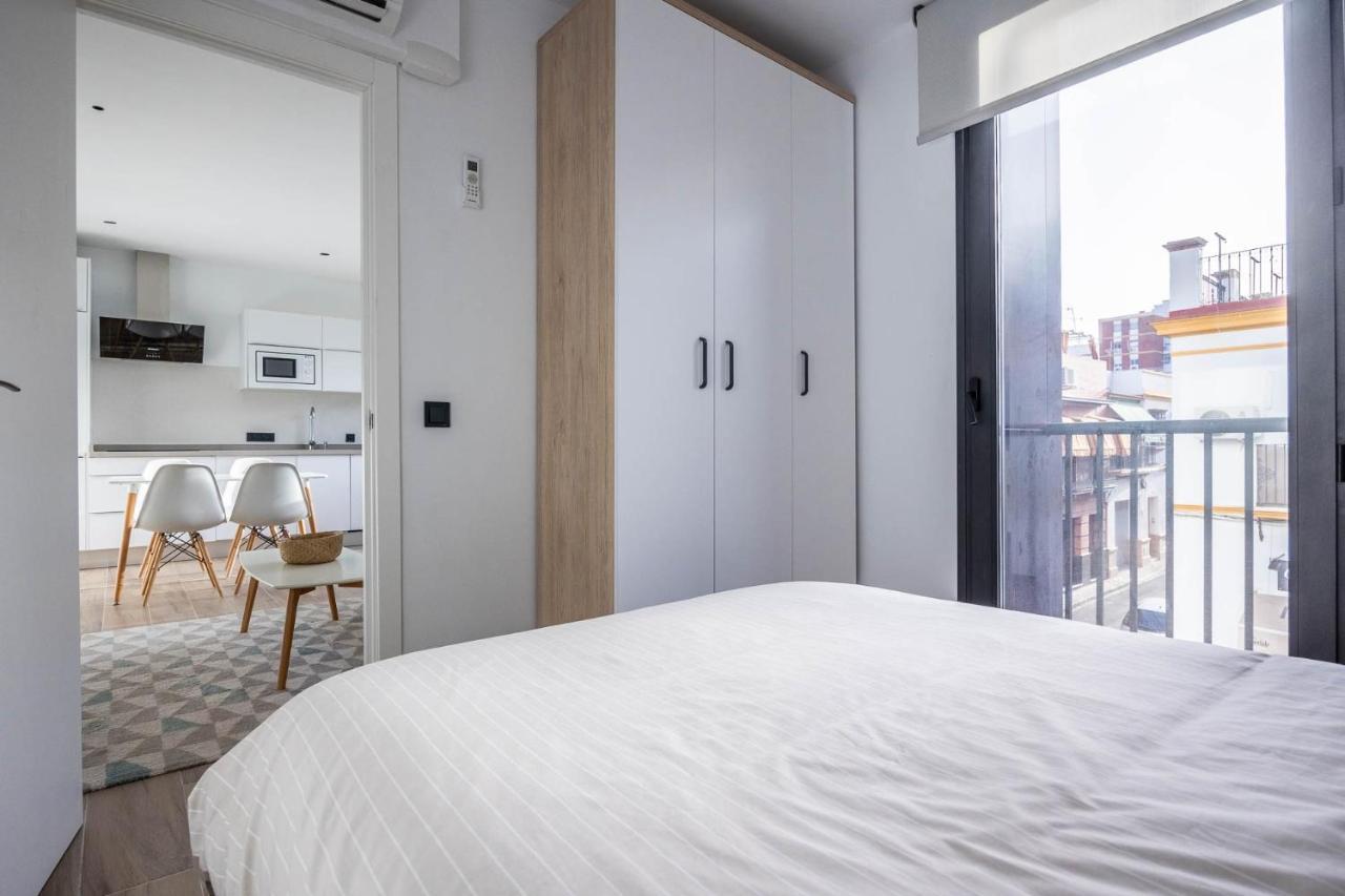 Nervion Suites 1 - Vacacional Sevilla Exterior photo