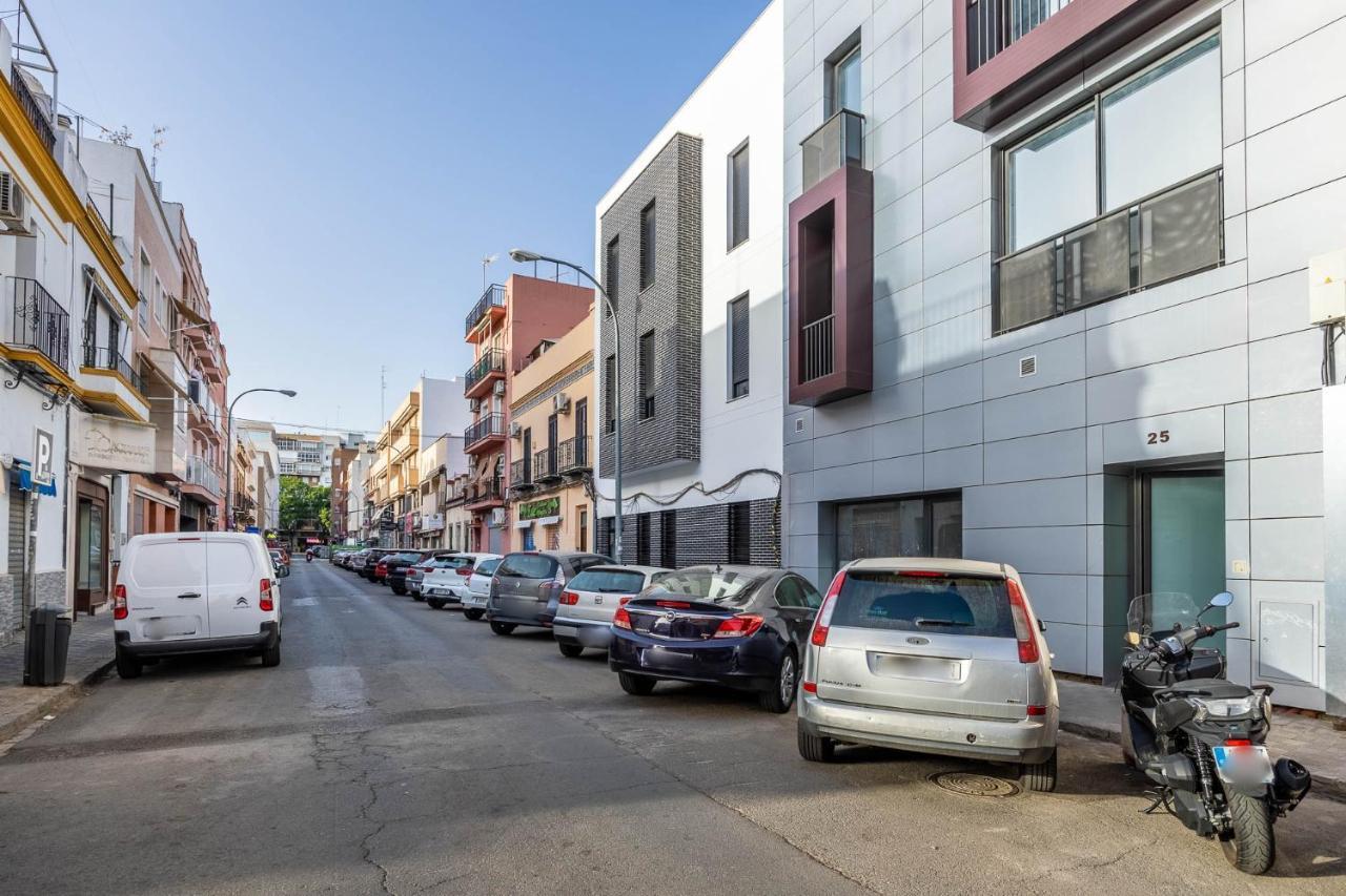 Nervion Suites 1 - Vacacional Sevilla Exterior photo